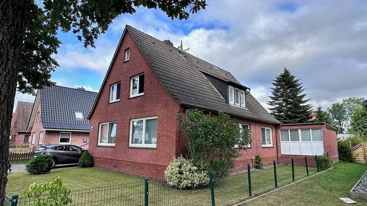 Ludingworth Apartment | Modern apartment on the 1st floor, 3 rooms + dining area, kitchen w. Dishwasher, bathroom