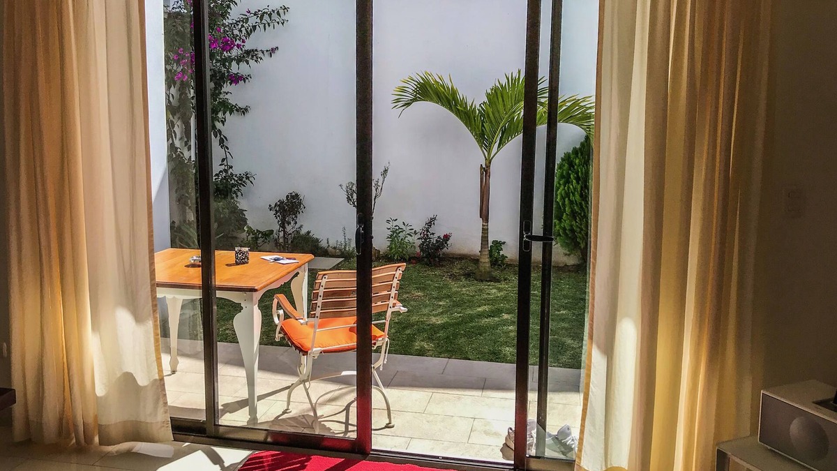Cartago Apartment | Modern apartment, safe+quiet, centrally located