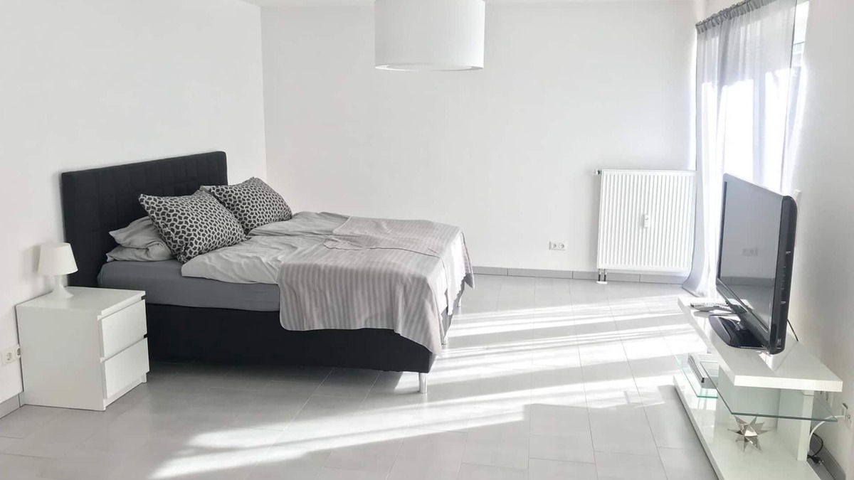 Zweckel Apartment | Modern, apartment SchalkeArena/Movie Park vacation apartment