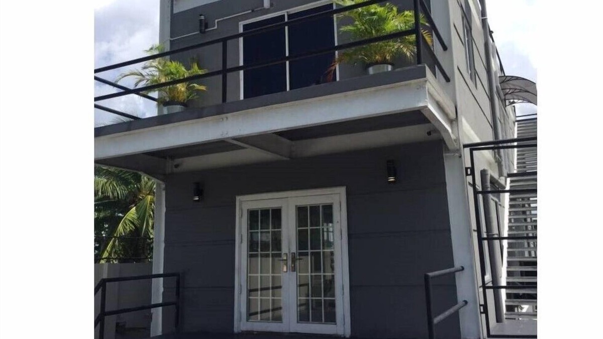 San Fernando Apartment | Modern Apartment w/Rooftop Views- Studio