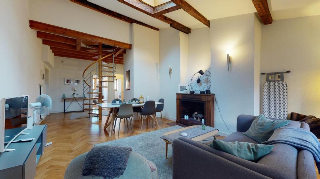 Bourg-de-Four Apartment | Modern apartment with a view of the Jet d'Eau