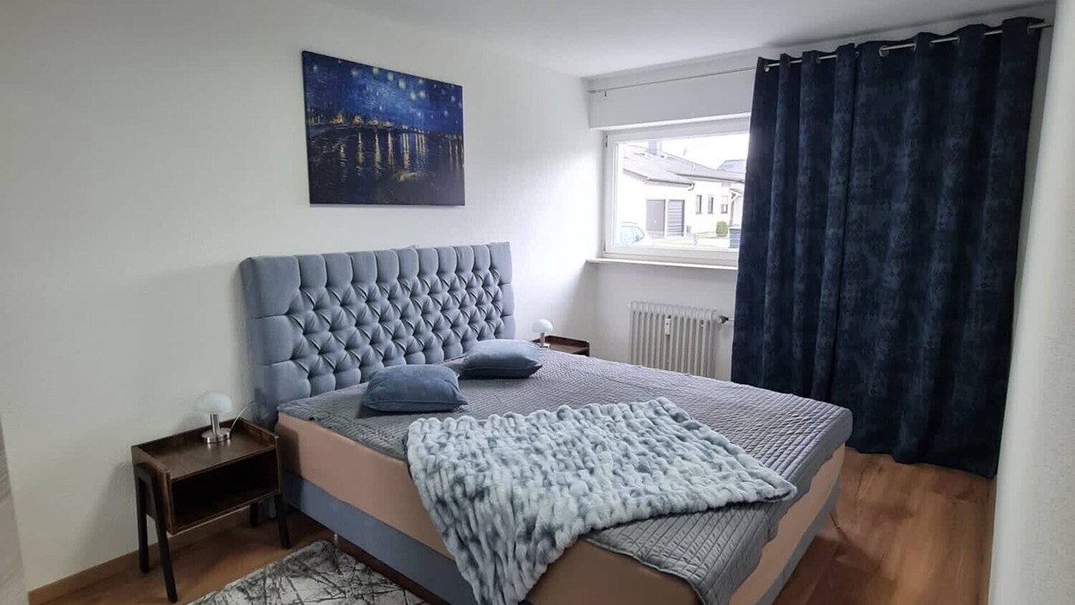 Eriskirch Apartment | Modern apartment with balcony 5 minutes from Lake Constance.
