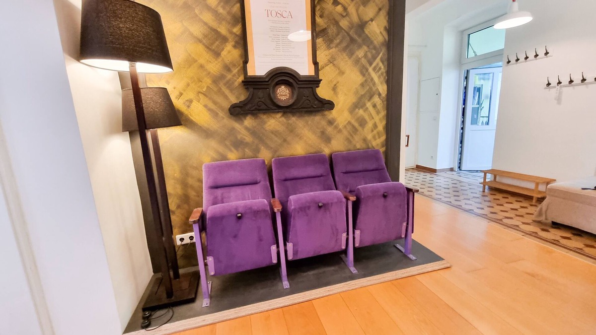 Hernals Apartment | Modern apartment with large bright balcony 110m²/free garage