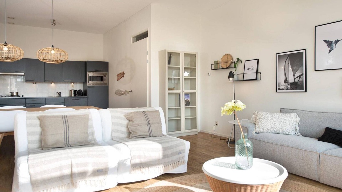 Vissershaven Apartment | Modern Apartment with seaside view