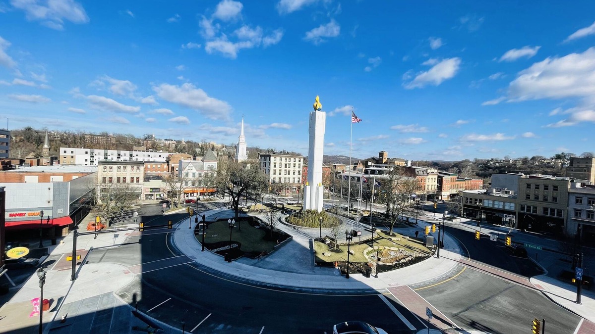 Downtown Historic District Apartment | Modern apartments in the heart of easton