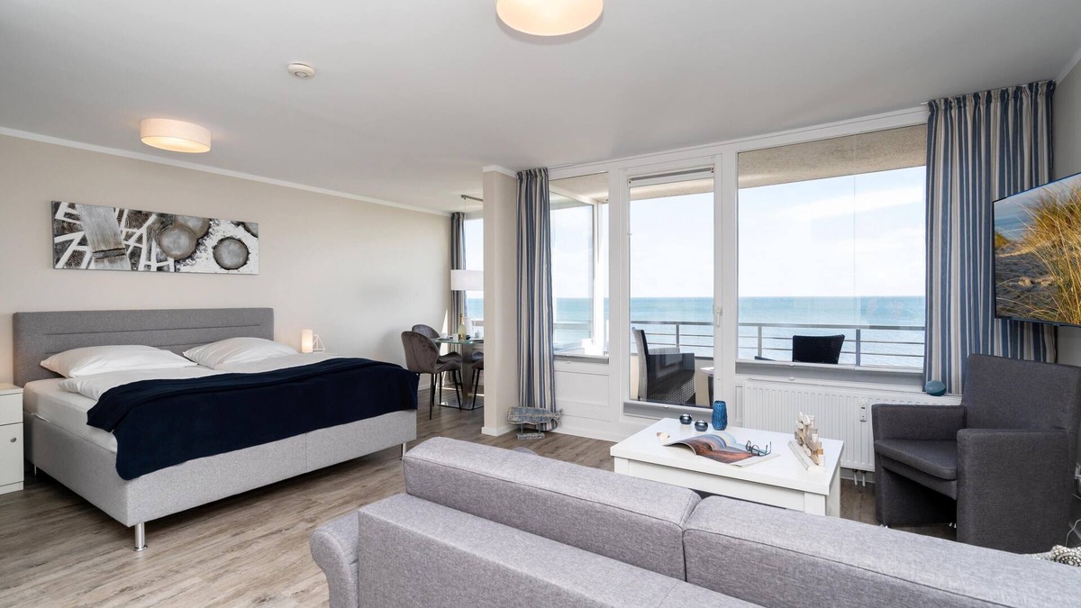 List Apartment | Modern app. with balcony, sea view, parking space, WLAN. Pets allowed.