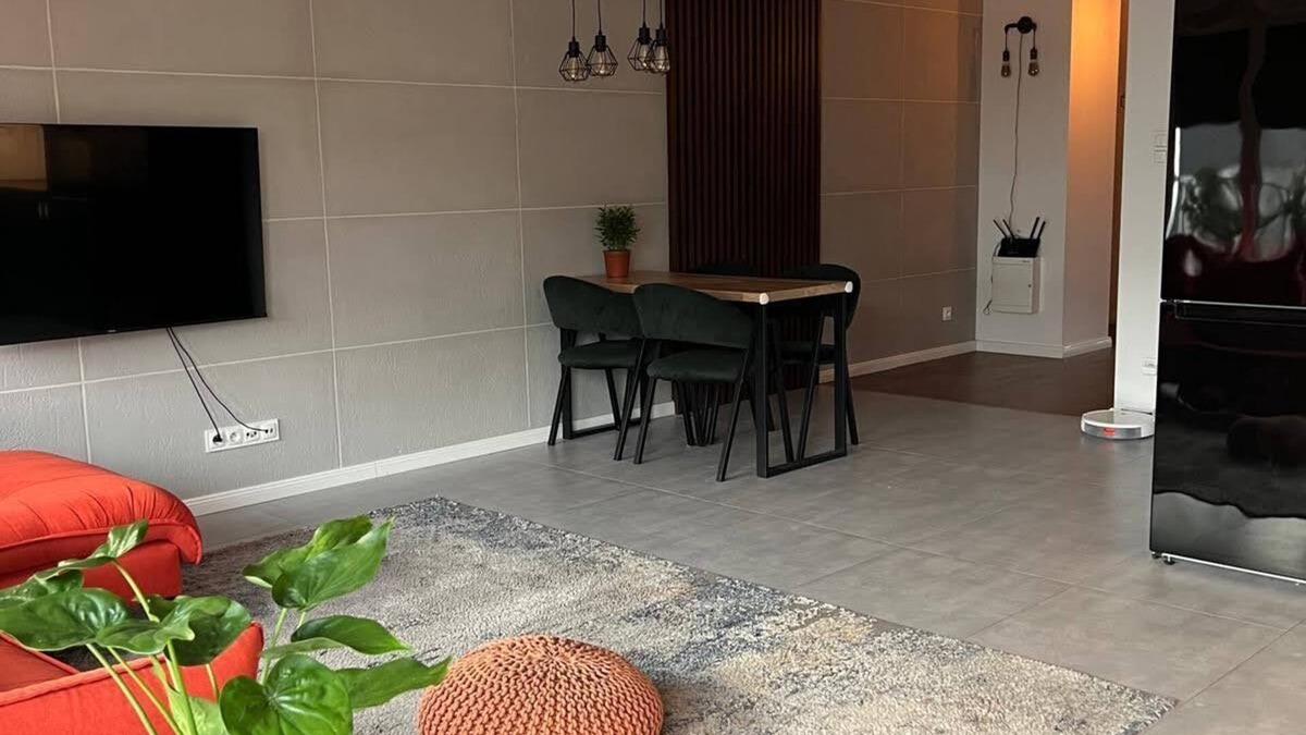 Nowe Miasto Apartment | Modern Apt 2 BR, Posnania, Sowia 1st, Lake Malta Poznań with WiFi, AC
