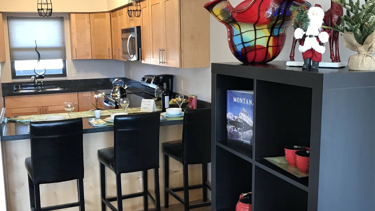 Heart of Missoula Apartment | Modern Apt #402 - a Block from St. Pat's Hospital