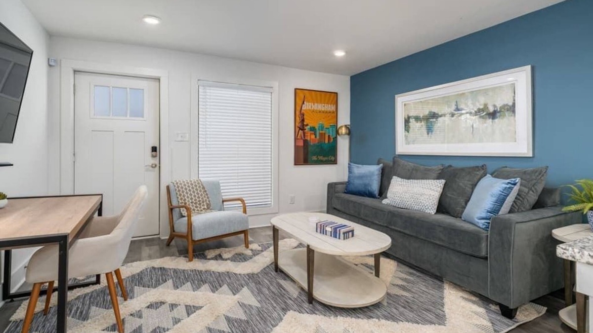 Forest Park Apartment | Modern Apt w/Skyline Views + Parking