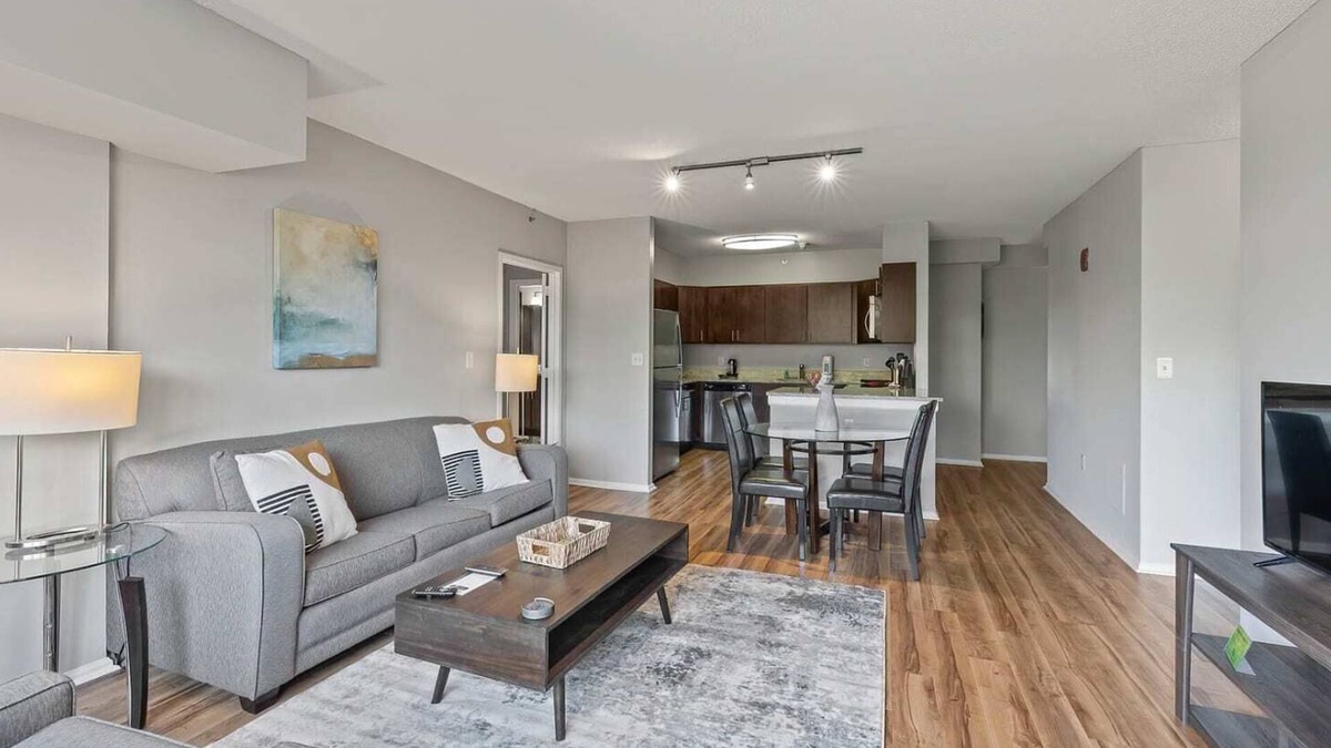 White Plains Apartment | Modern Apt with Kitchen and Gym
