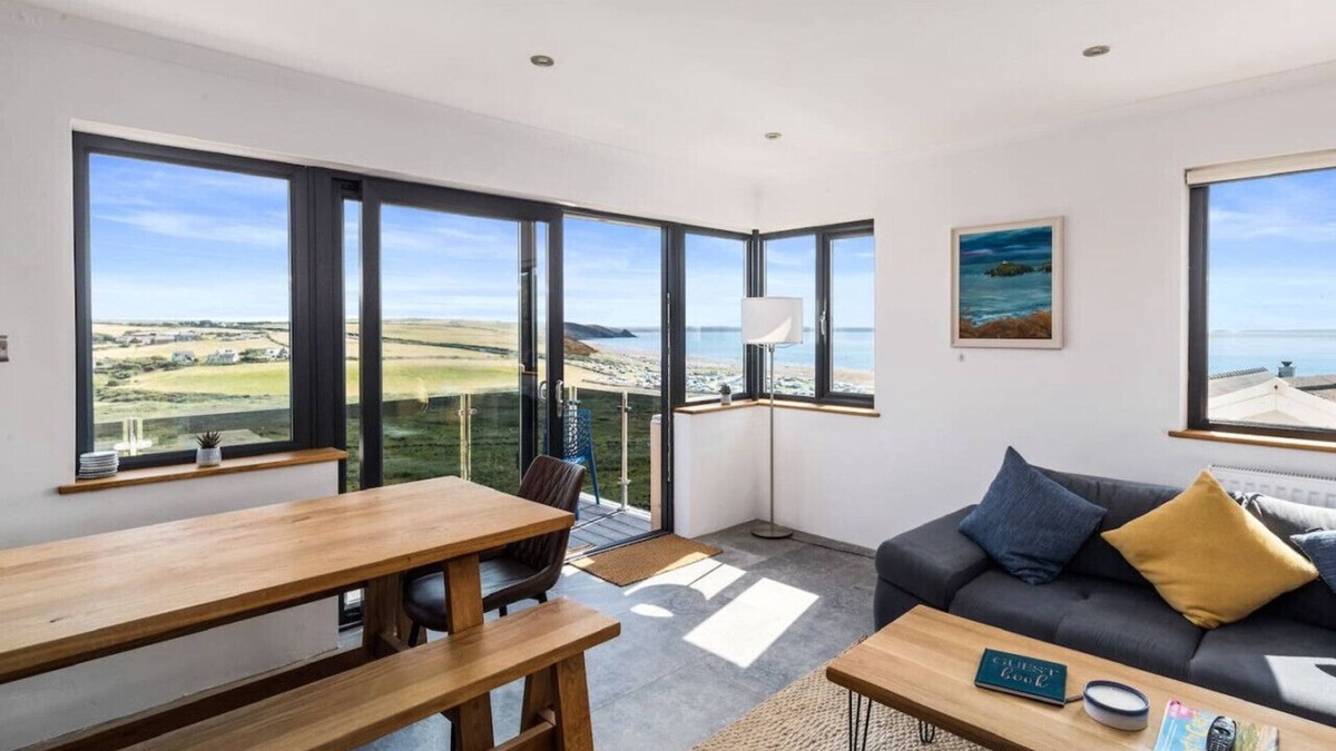Penycwm Condo | Modern balcony property, Sea views over Newgale