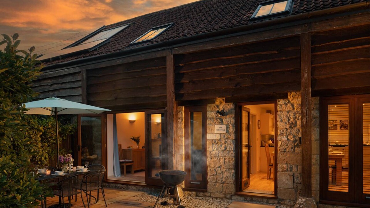 Sherborne House | Modern barn close to Sherborne