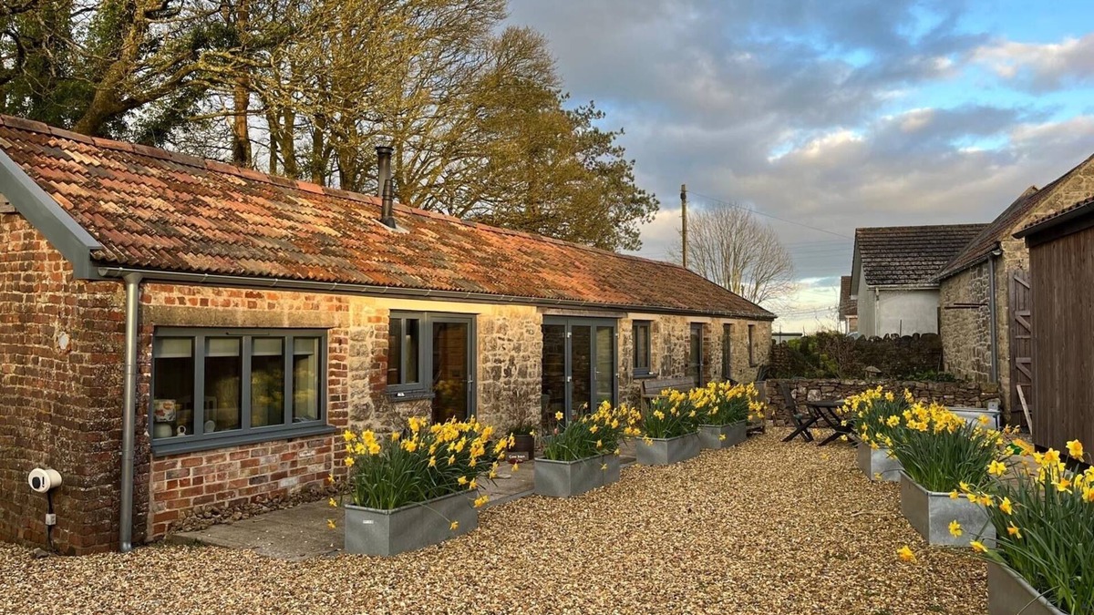 Dundry House | Modern Barn Conversion - Close to Bristol, Bath and Airport