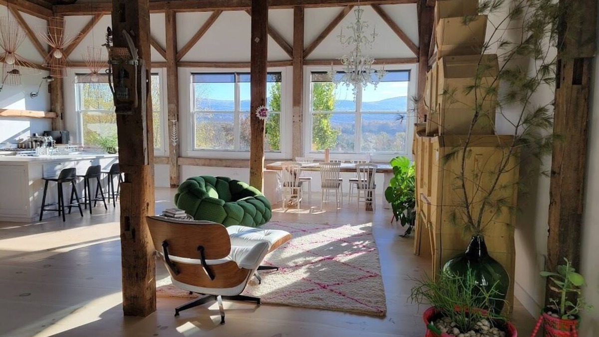Town of Copake House | Modern Barn House - Hike & Ski Berkshire, Hudson Valley