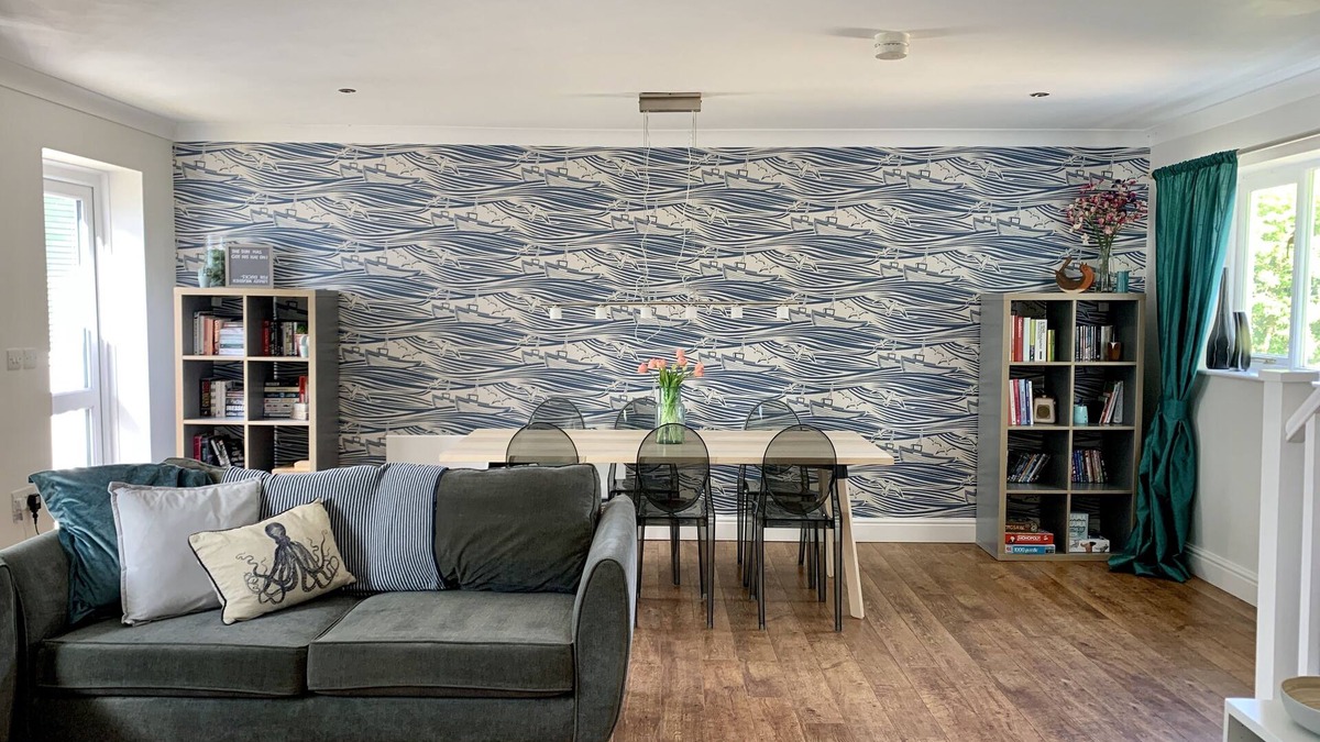 Pembroke House | Modern beach house 3 bed, 3 bath, balcony, sea view