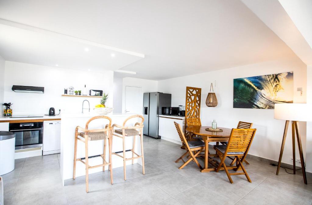 Nettle Bay House | Modern Beach Villa 1150