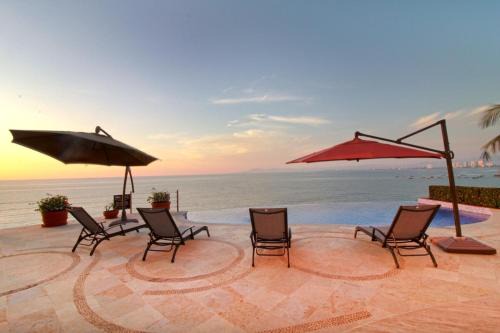 Amapas Apartment | Modern Beachfront - Casa Caballito del Mar