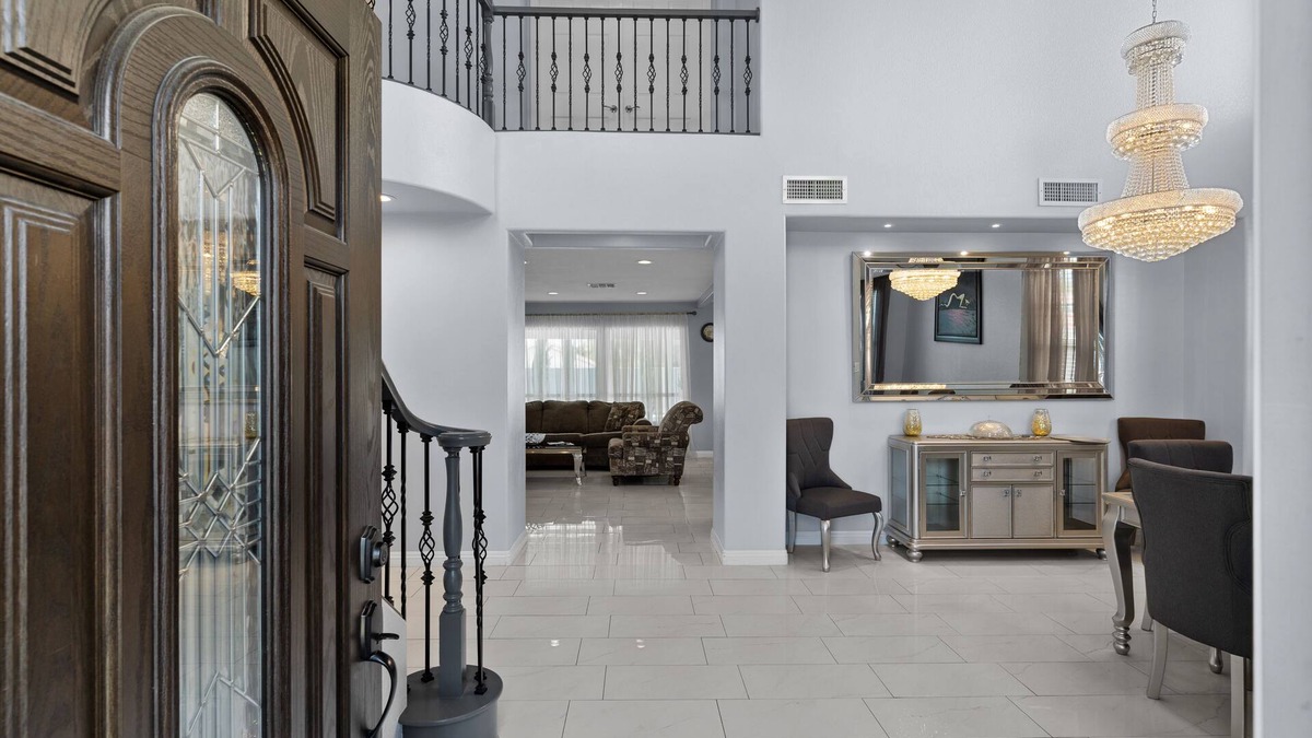 Spring Valley House | Modern beauty in Las Vegas with Pool