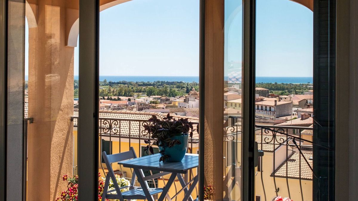 Orosei House | Modern, bright and large sea view house with air conditioning