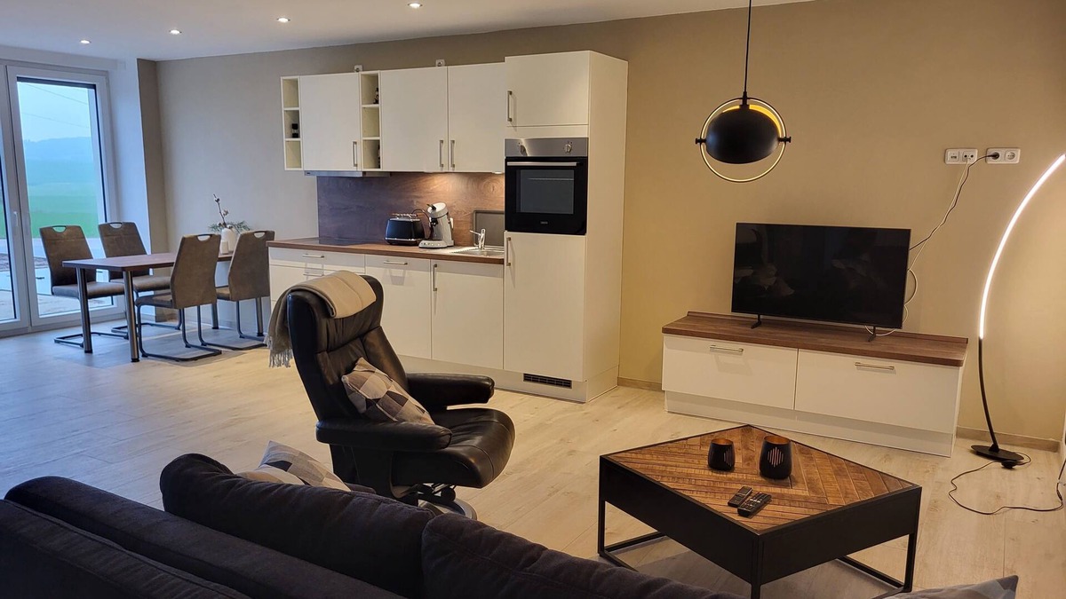 Bissendorf Apartment | Modern, bright vacation apartment with terrace, sauna & alpacas - pure relaxation!