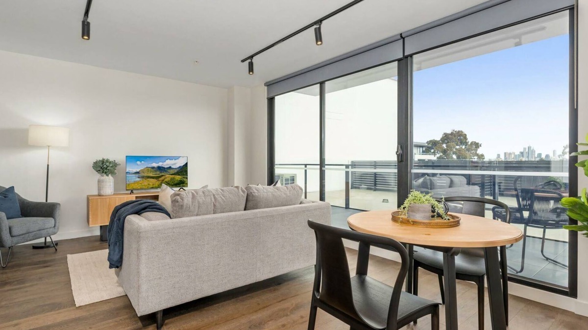 Brunswick Apartment | Modern Brunswick IMEL