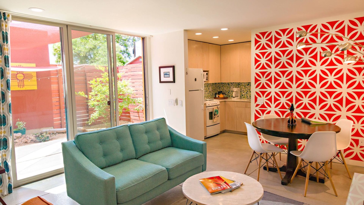 Barelas House | Modern Casita in Historic Downtown Albuquerque