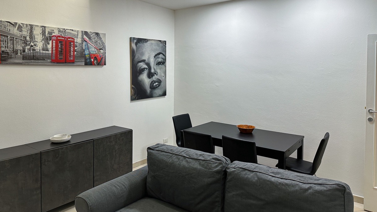 Ghisolfa Apartment | Modern Cenisio Apartment