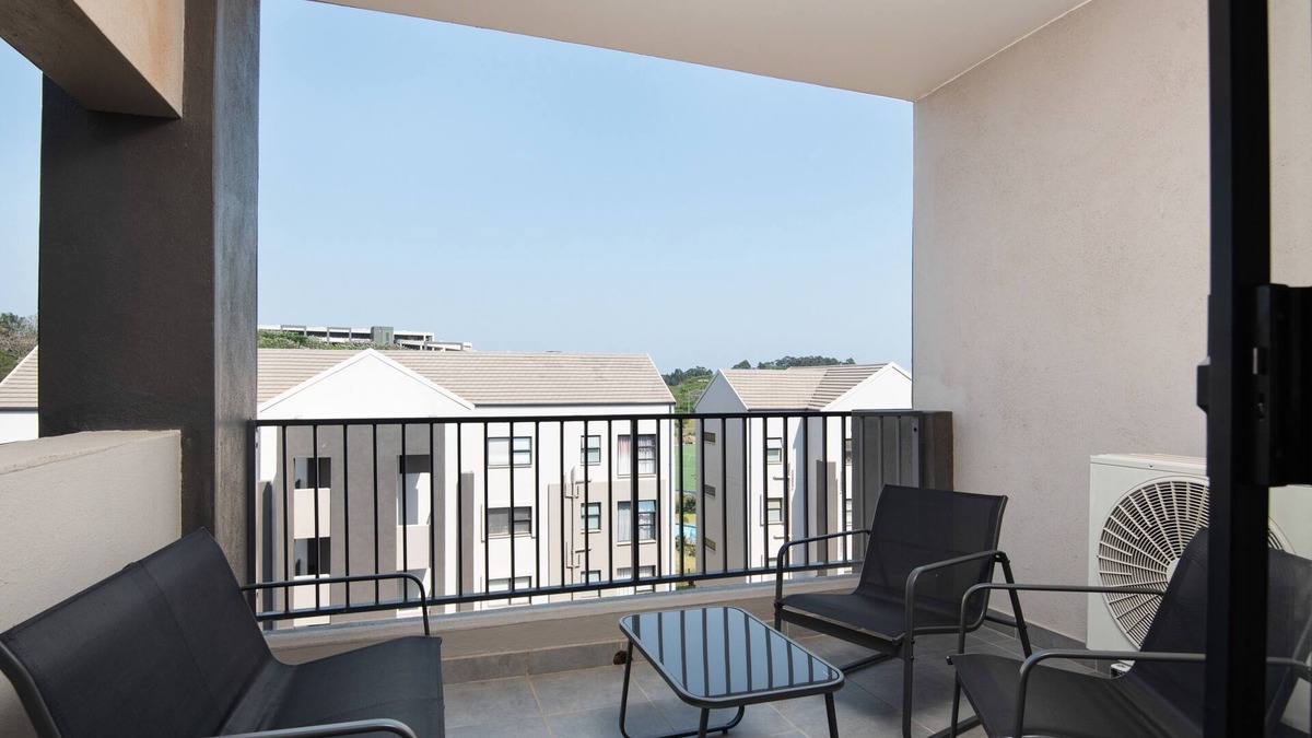 Umhlali Apartment | Modern Central Ballito Apartment, Self Catering