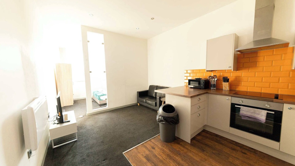 Blackburn Apartment | Modern Central Blackburn 1 Bed Apartment