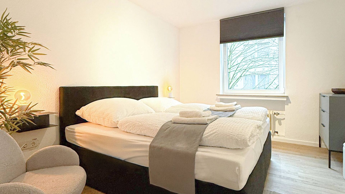 Ostviertel Apartment | Modern city apartment for 5 guests with balcony & self-check-in