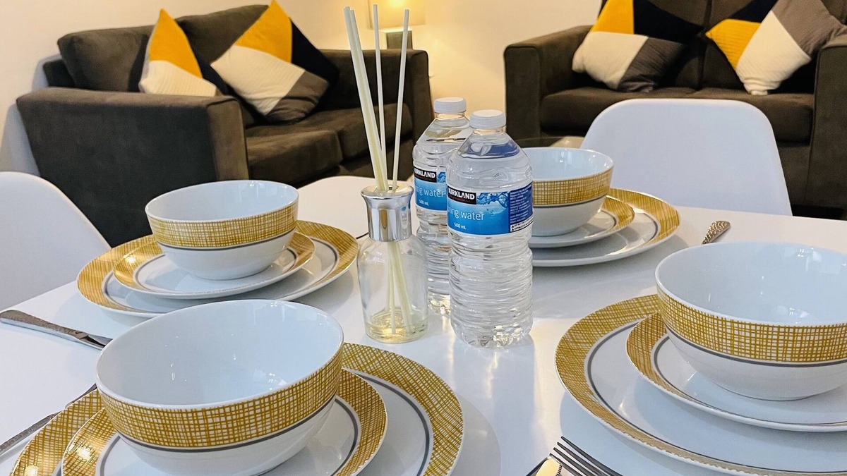 Derby Apartment | Modern city centre two bedroom fully equipped apartment