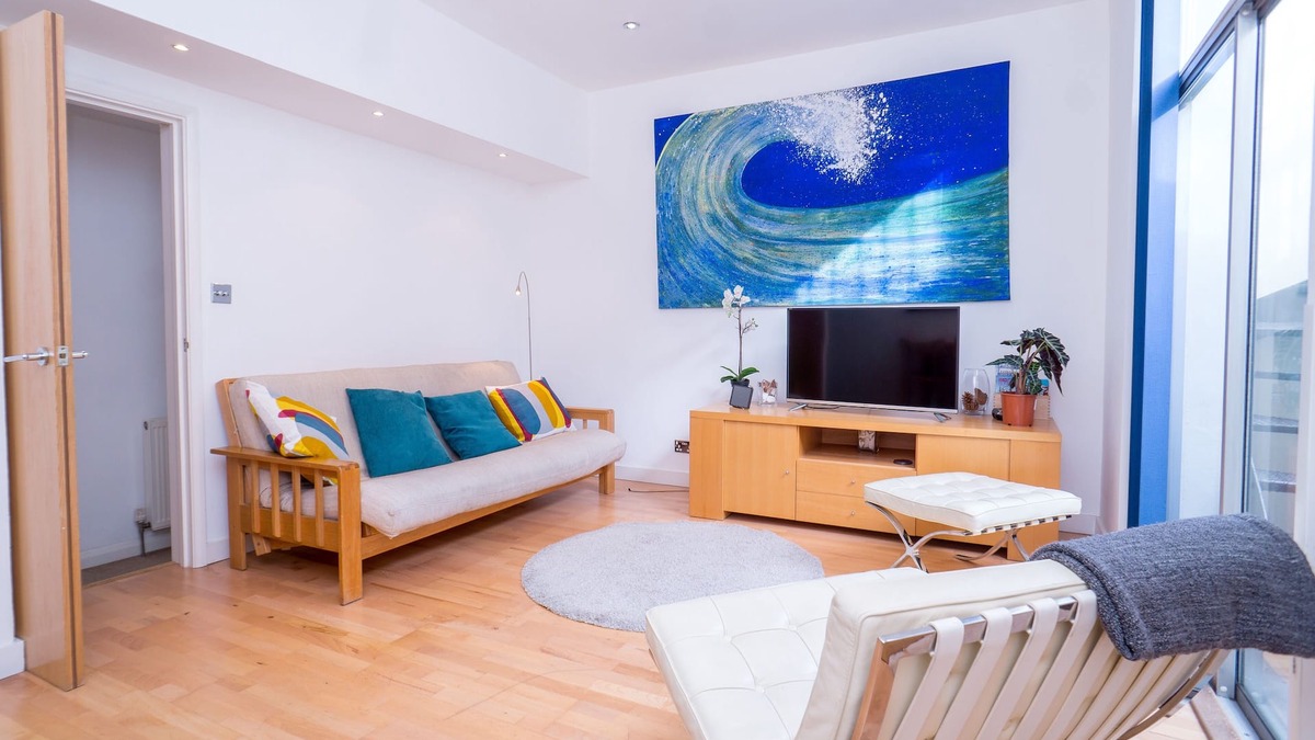 Warwick Apartment | Modern Classic * Fantastic Central Location * Westminster near Victoria Station