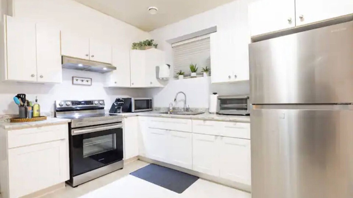 Fleetwood House | Modern & classy Surrey central