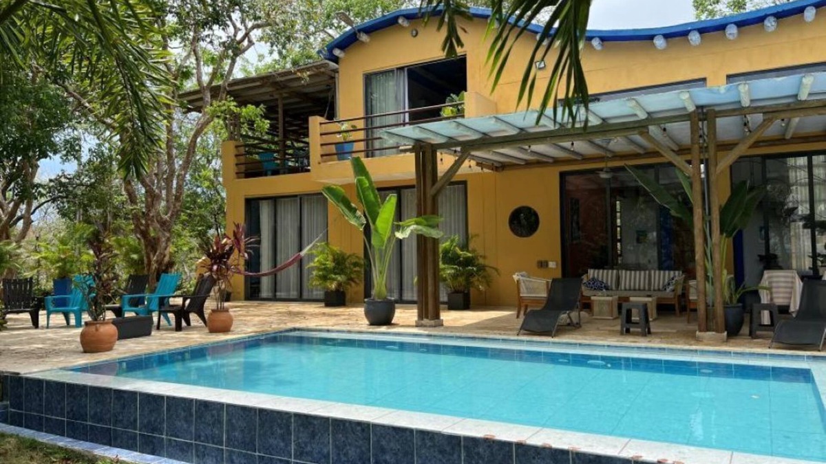 Zona Norte Villa | Modern Colonial Luxury & Nature in Cartagena - 3-Bedroom Beach Villa & Pool