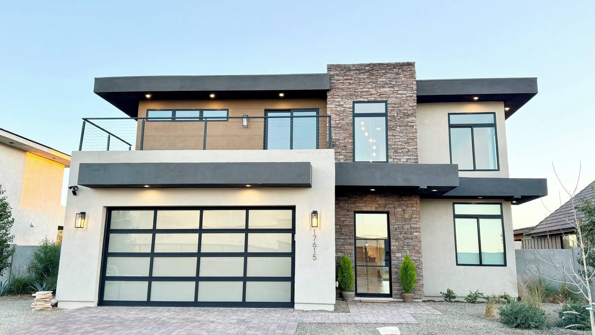 Chandler Heights Citrus House | Modern Comfort 4 Bedroom w/Pool and Spa