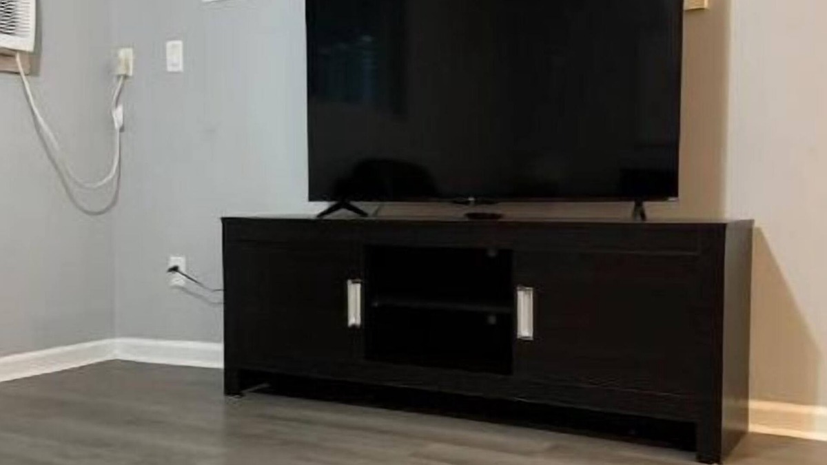 Franklin Apartment | Modern Comfort 4