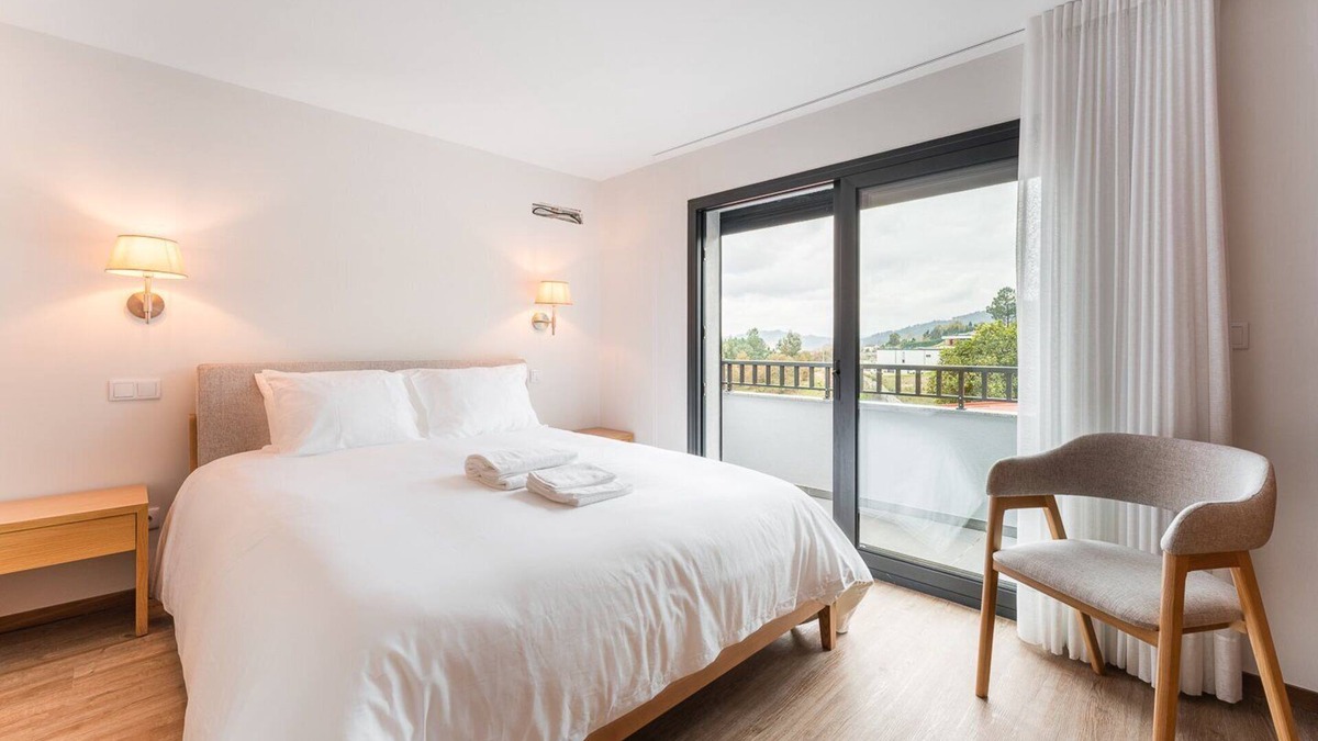 Fareja Apartment | Modern comfort in a rural oasis
