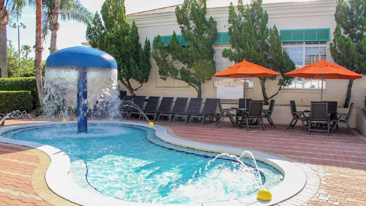 West Kissimmee House | Modern Comfort Near Disney with Free Parking, Gym, and Daily Breakfast