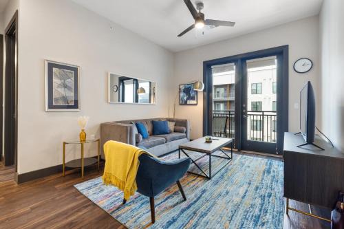 North Burnet Apartment | Modern Comfort North Austin with Balcony and Workspace