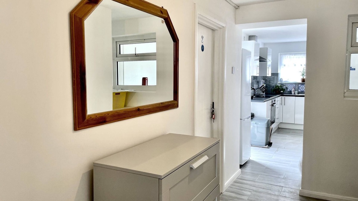 Yeading House | Modern, Comfortable Home minutes from Heathrow