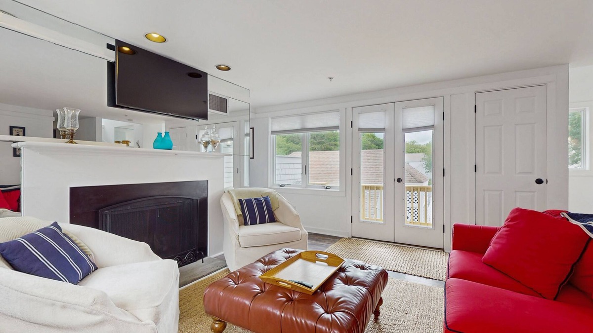Mews Village Condo | Modern condo near golf & beach with AC, deck, W/D and board games