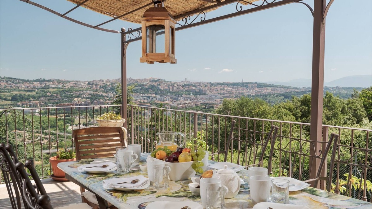 San Mariano Villa | Modern confort with a breath-taking view.