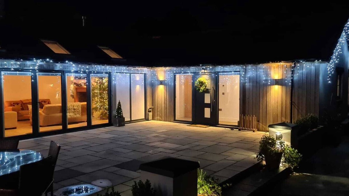 Haverfordwest Cabin | Modern Converted Stables in the heart of Pembrokeshire