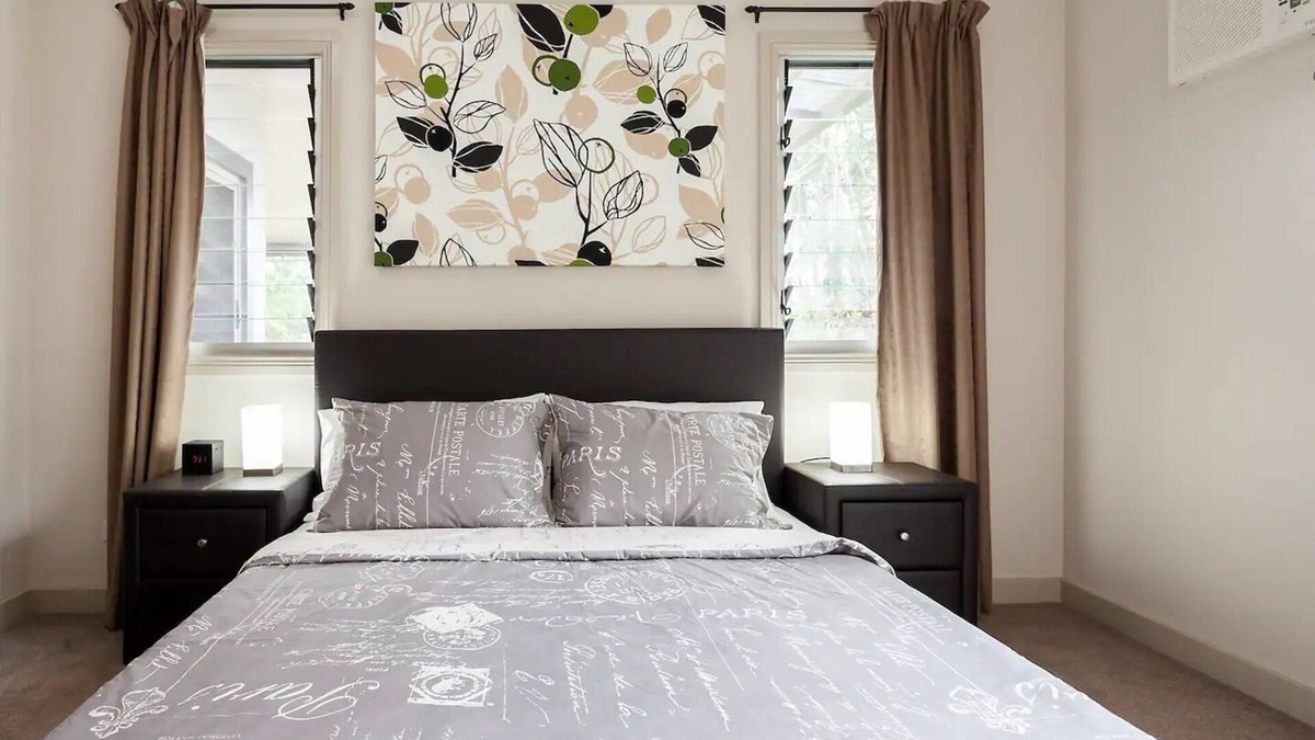 Whitfield House | Modern & Cosy Granny Flat in Cairns- WiFi included