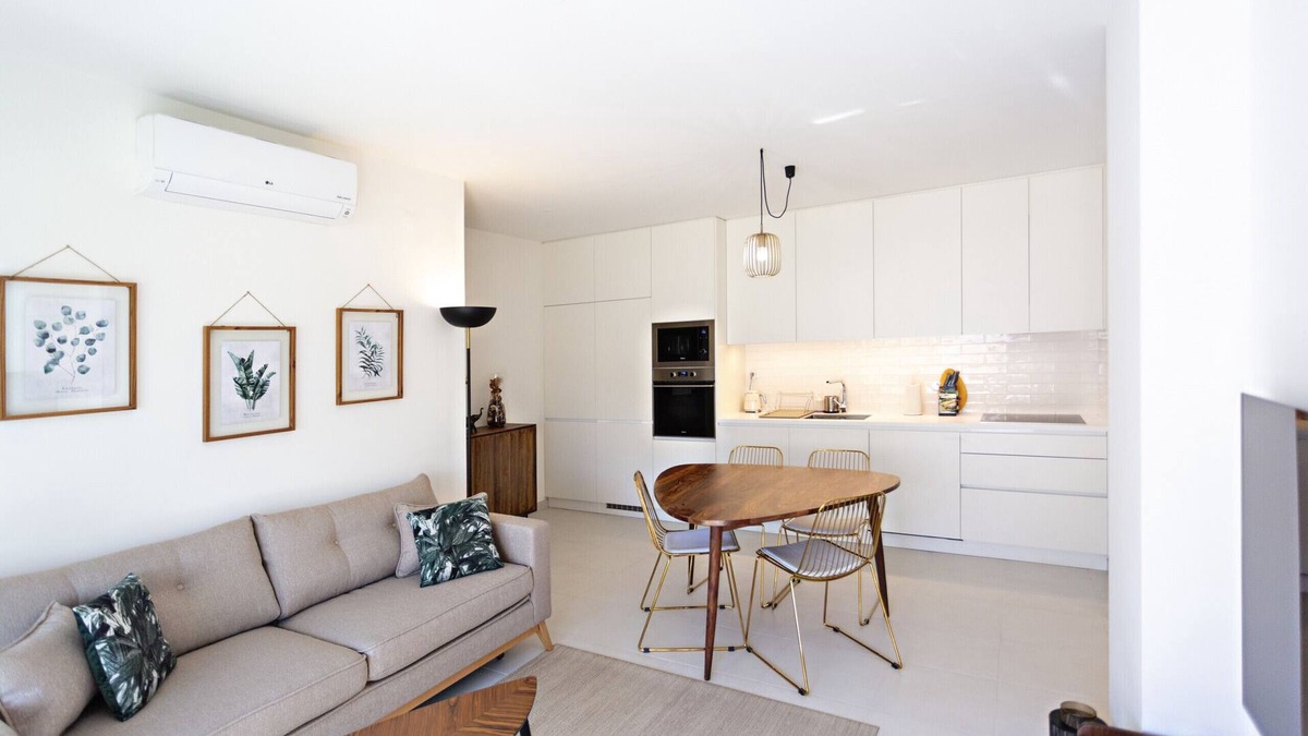 Conceicao e Cabanas de Tavira Apartment | Modern, cosy, with pool