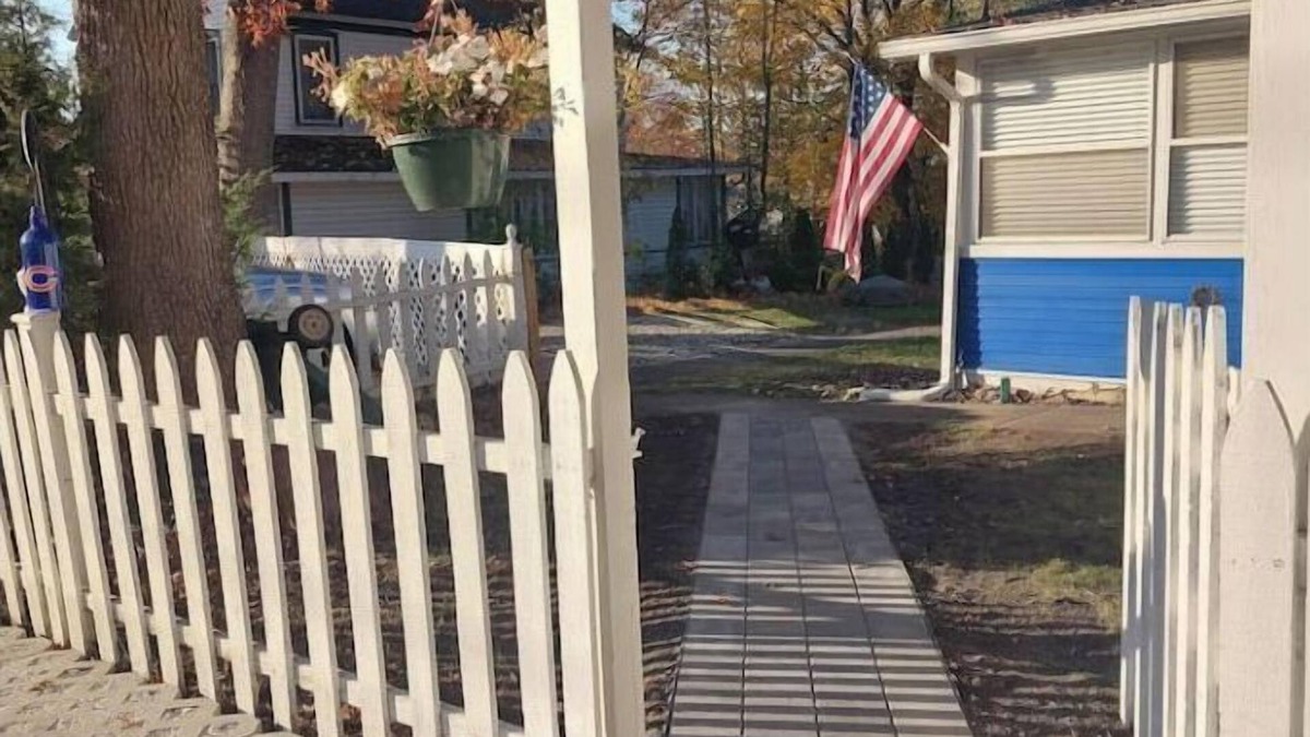 Twin Lakes House | Modern Cottage - Fast WIFI, Gas grill, boats, golf, FENCED yard - lg/sm DOGS