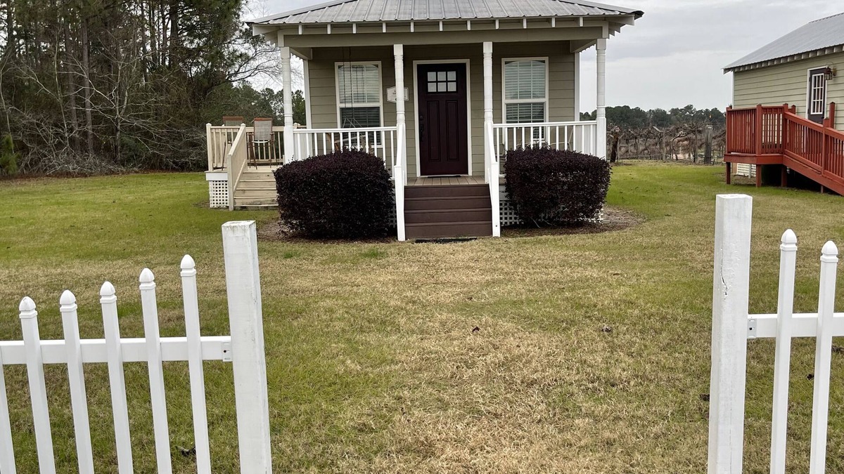 Hartsfield House | Modern Cottages Max's Cottage