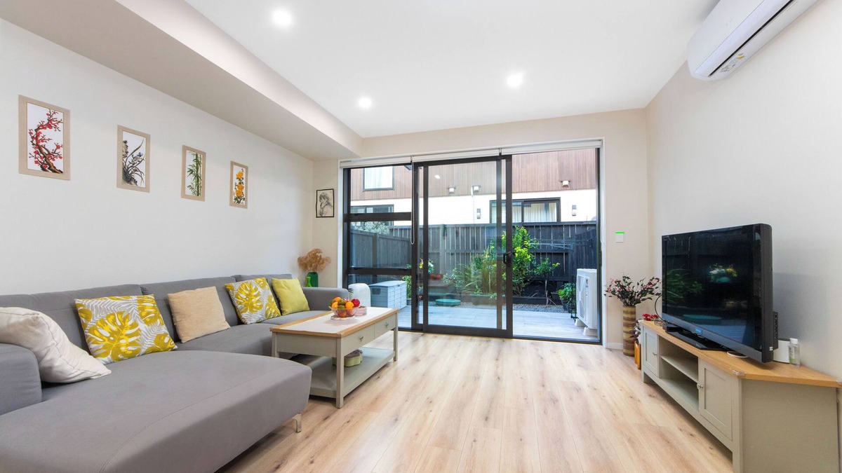 Hobsonville House | Modern & Cozy 2BR Harborlight Terrace