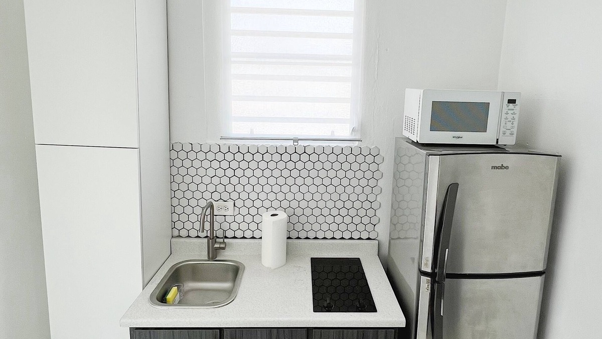 Canas Urbano Apartment | Modern, Cozy & Great Location
