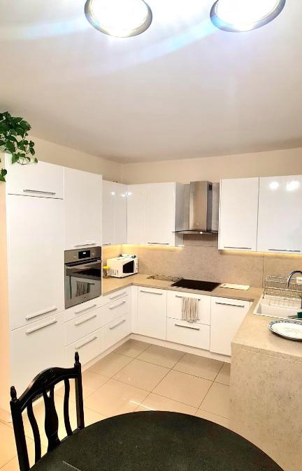 Vrakuna House | Modern & cozy house with 3 bed rooms and garden